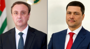 Владимир Делба поздравил губернатора Псковской области Михаила Ведерникова с днем рождения