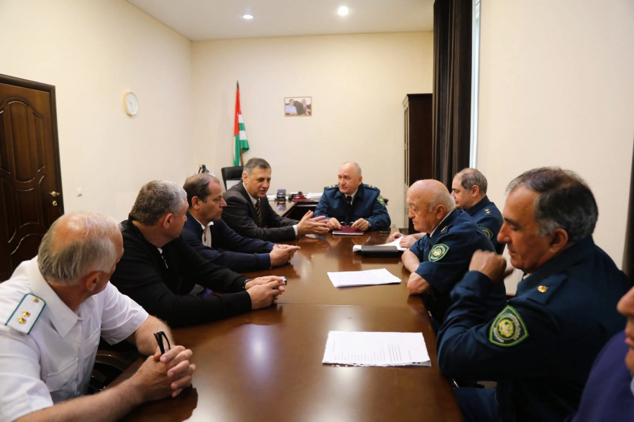 Вараздат Миносян ознакомился с работой Государственной инспекции по карантину растений