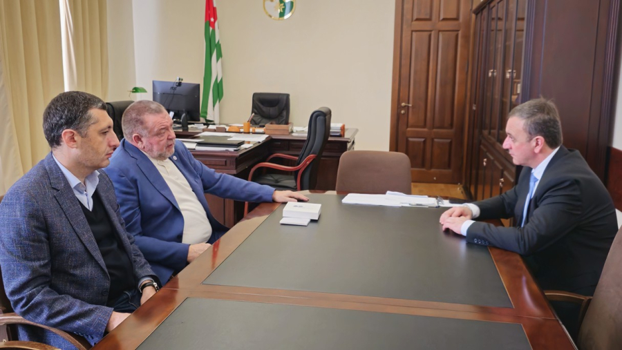 Владимир Делба встретился с директором Центра современных спортивных технологий Концерна Росэнергоатом Сергеем Фоминым