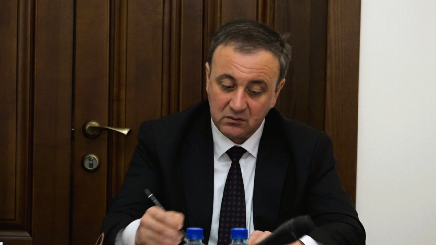 Будет повышена заработная плата основных категорий работников госучреждений