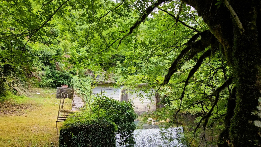 Владимир Делба осмотрел главное водозаборное сооружение Галского района