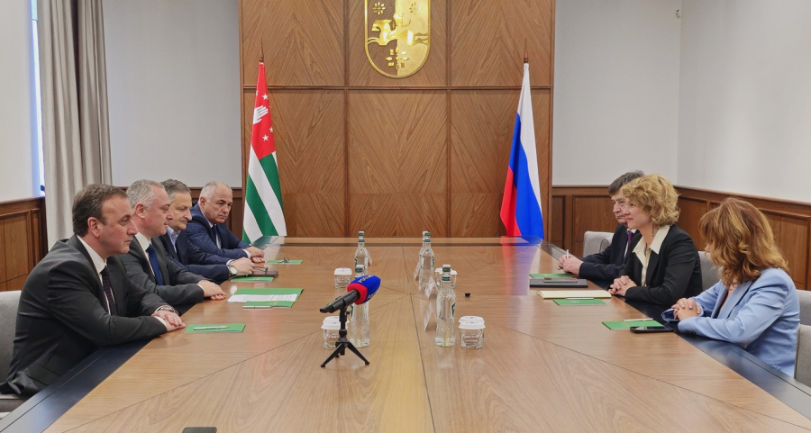 Владимир Делба принял участие во встрече с министром сельского хозяйства РФ Оксаной Лут