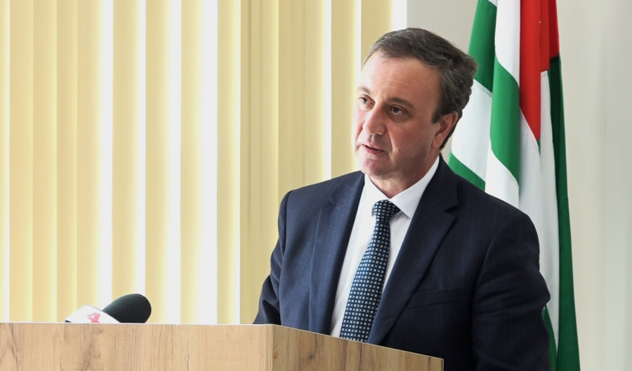 Владимир Делба принял участие в отчетном совещании актива Гулрыпшского района