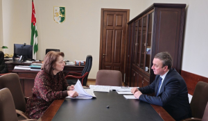 Премьер-министр провел встречу с председателем Госкомитета по статистике Камой Гогия