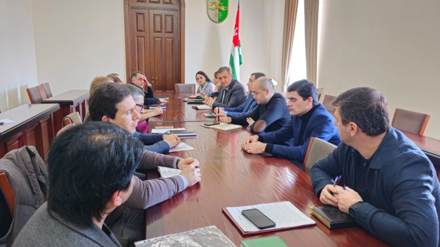 Состоялось совещание по вопросам усиления контроля за обеспечением выплаты пенсий